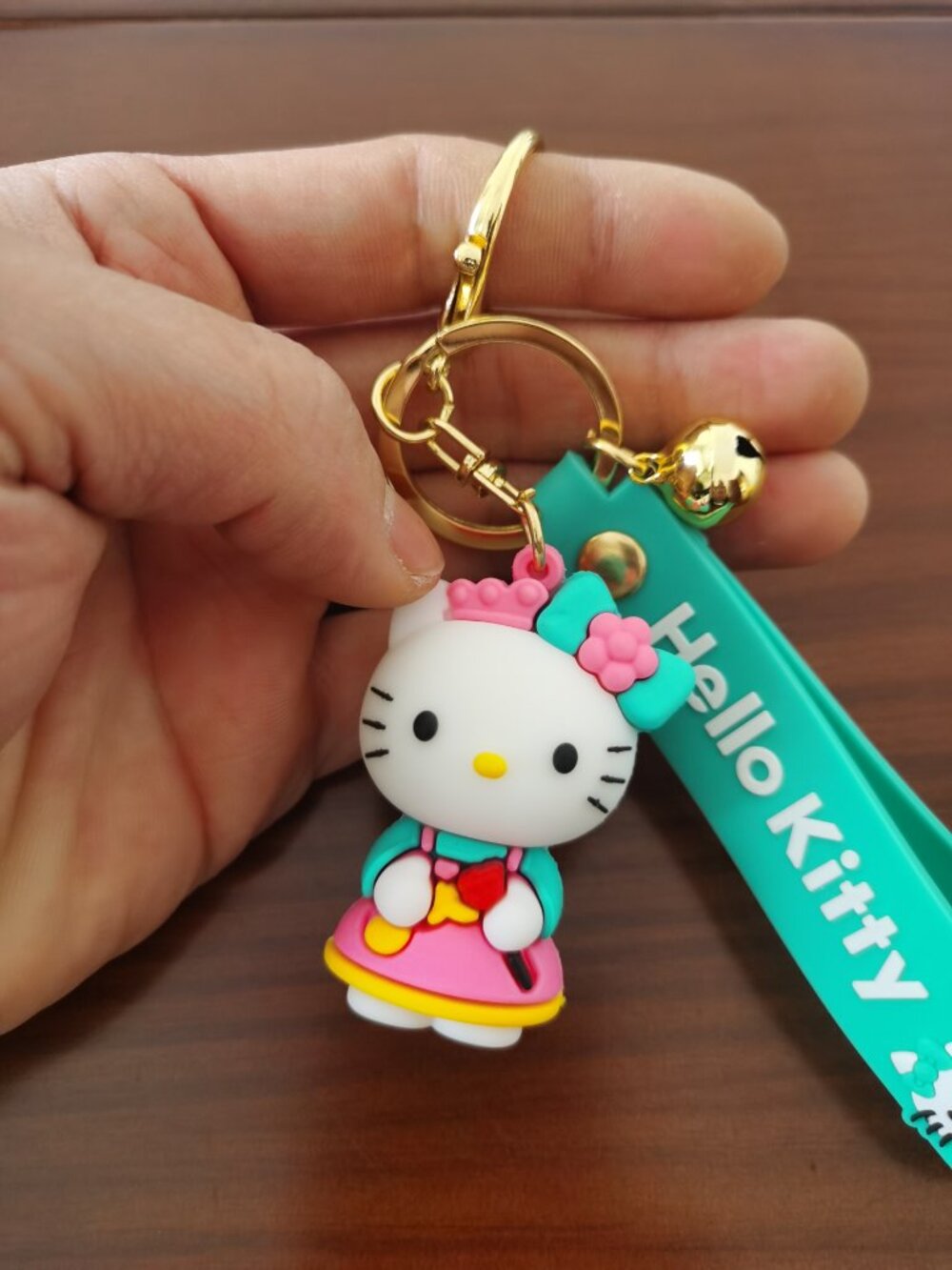 Hello Kitty Baker keychain